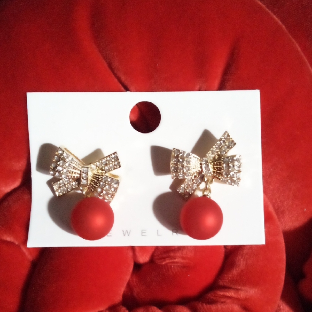 Nwt Gold and Red Bow Earrings